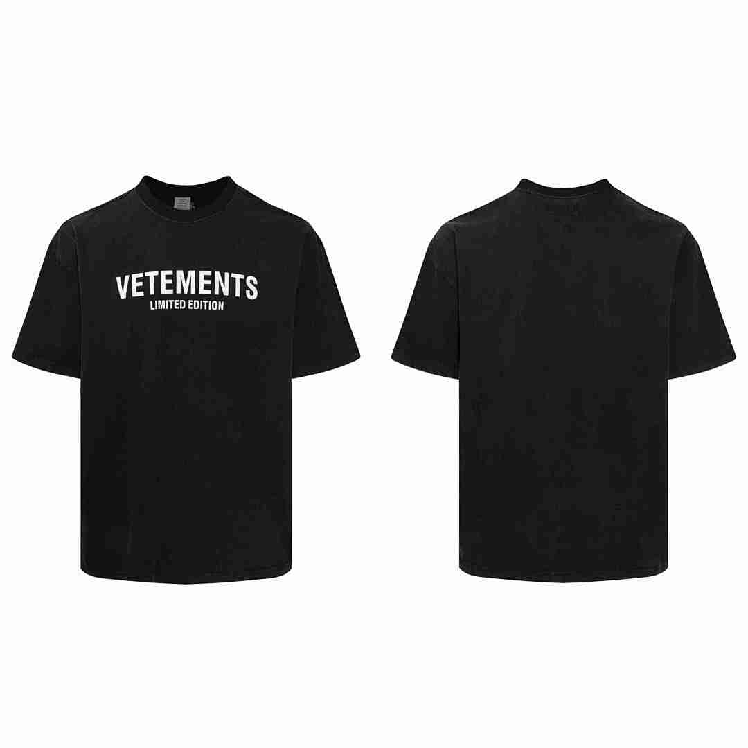 Vetements T-Shirt Style 002 detail view 5