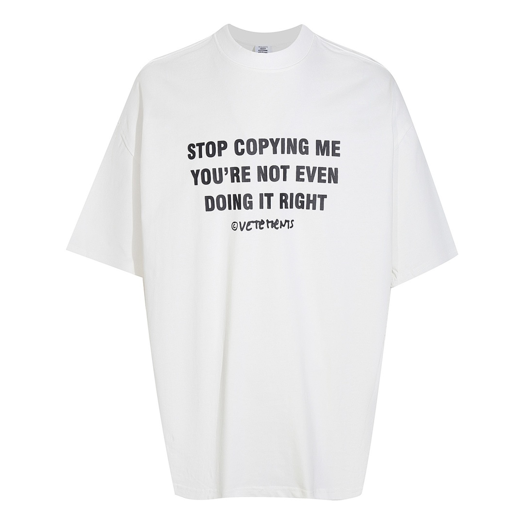 Vetements T-Shirt Style 021 detail view 1