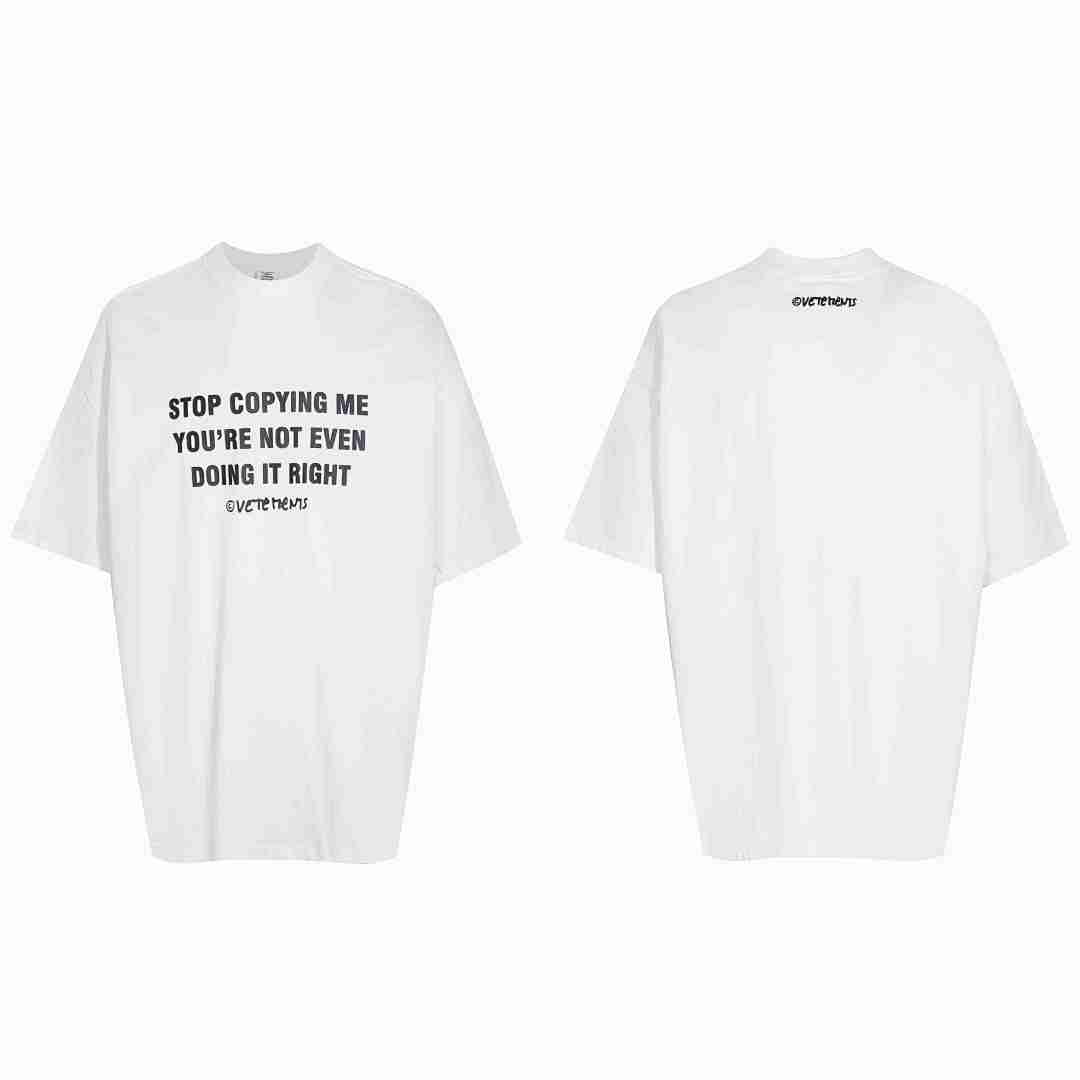 Vetements T-Shirt Style 021 detail view 2