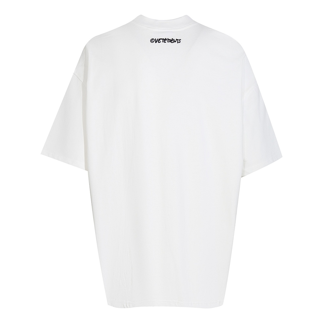 Vetements T-Shirt Style 021 detail view 3