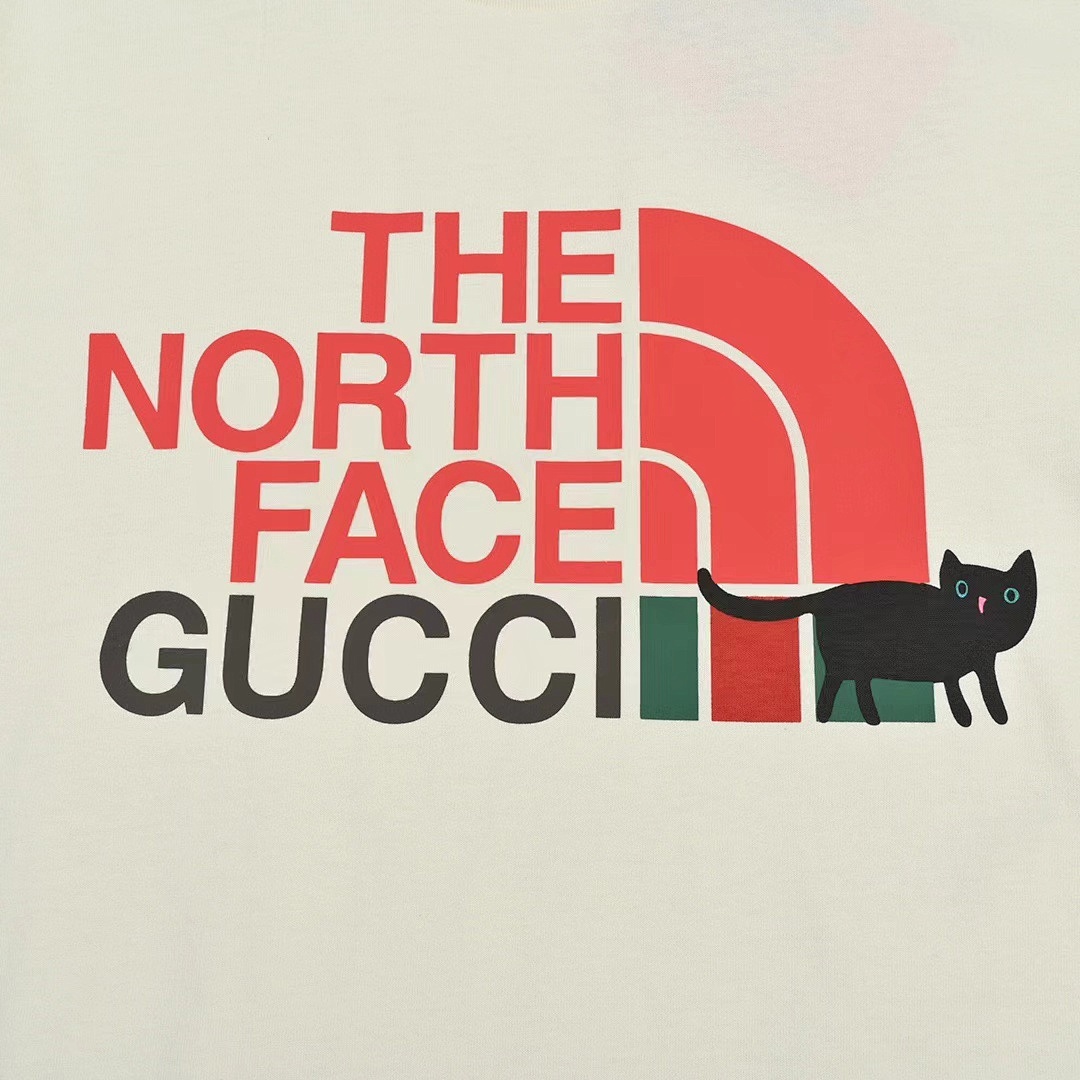 Gucci T-Shirt Style 137 detail view 2