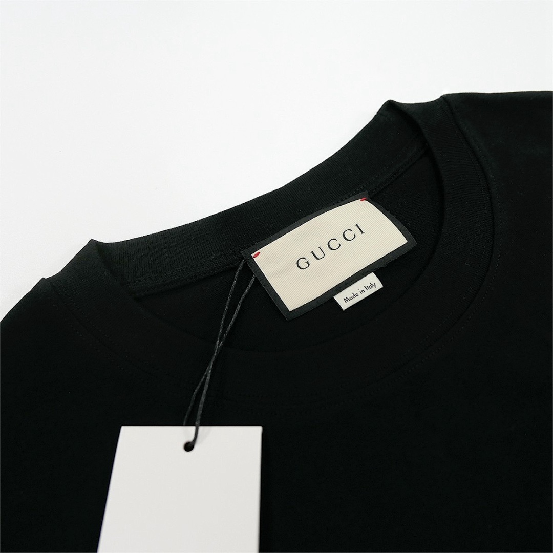 Gucci T-Shirt Style 152 detail view 1