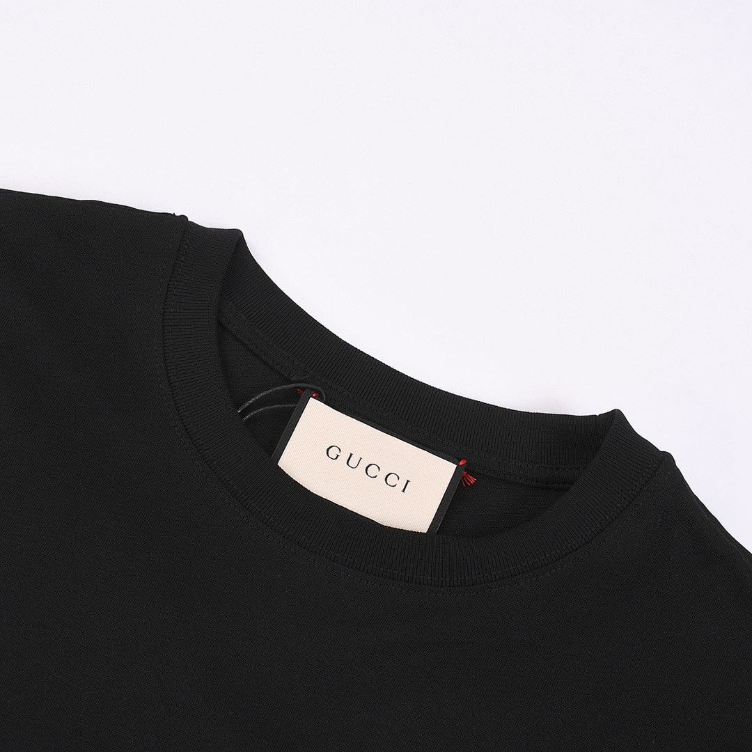 Gucci T-Shirt Style 156 detail view 3