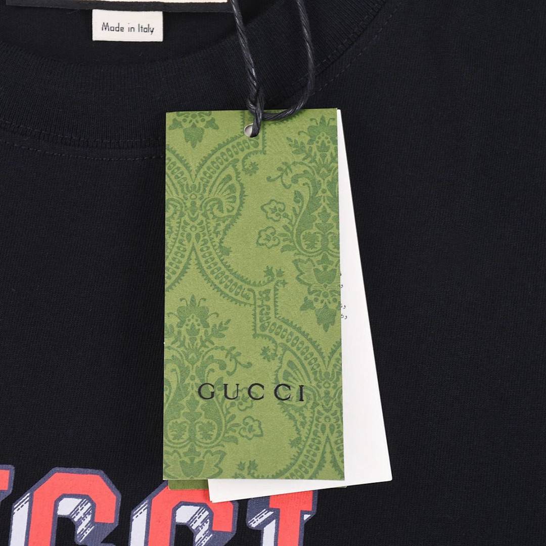 Gucci T-Shirt Style 158 detail view 6
