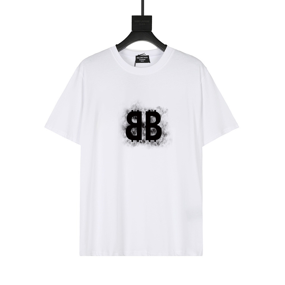 Balenciaga T-Shirt Style 146 detail view 1