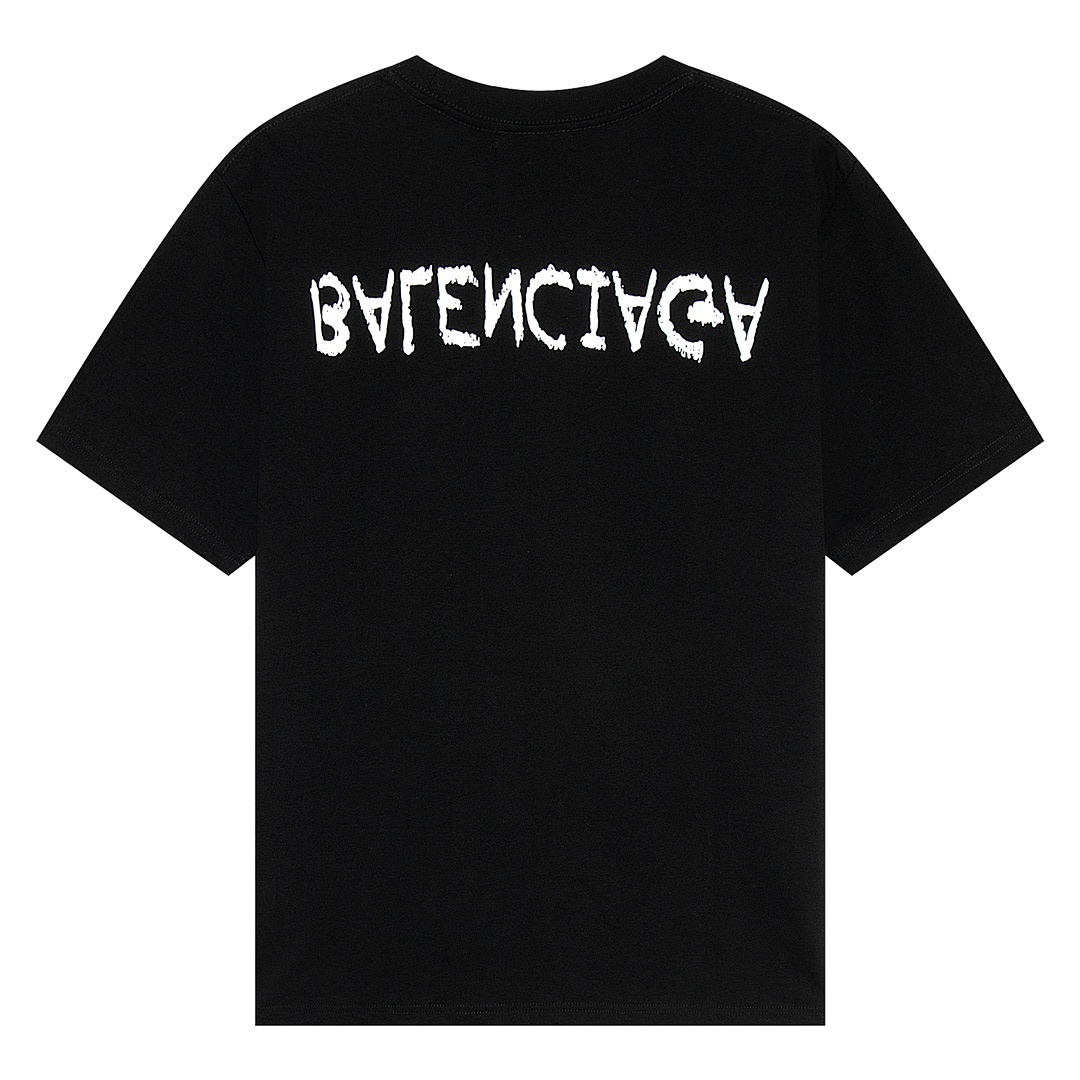Balenciaga T-Shirt Style 157 detail view 5