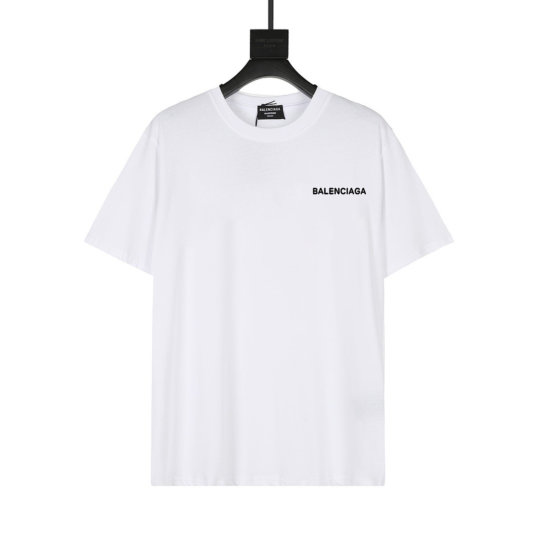 Balenciaga T-Shirt Style 160 detail view 2