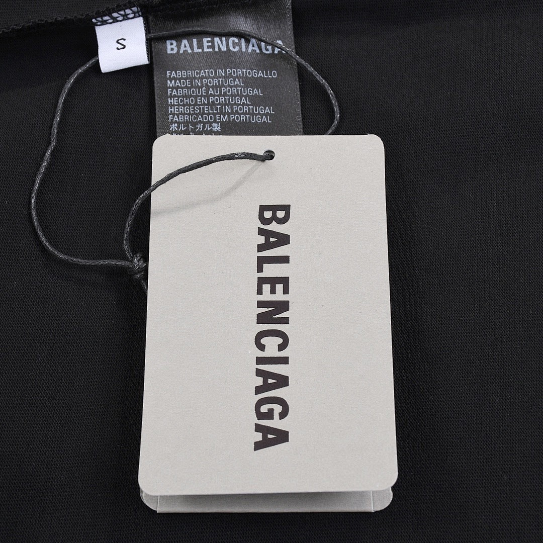 Balenciaga T-Shirt Style 175 detail view 1