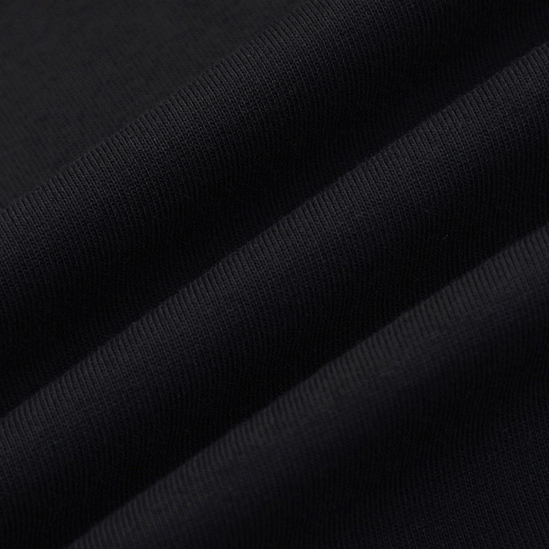 Balenciaga T-Shirt Style 175 detail view 4