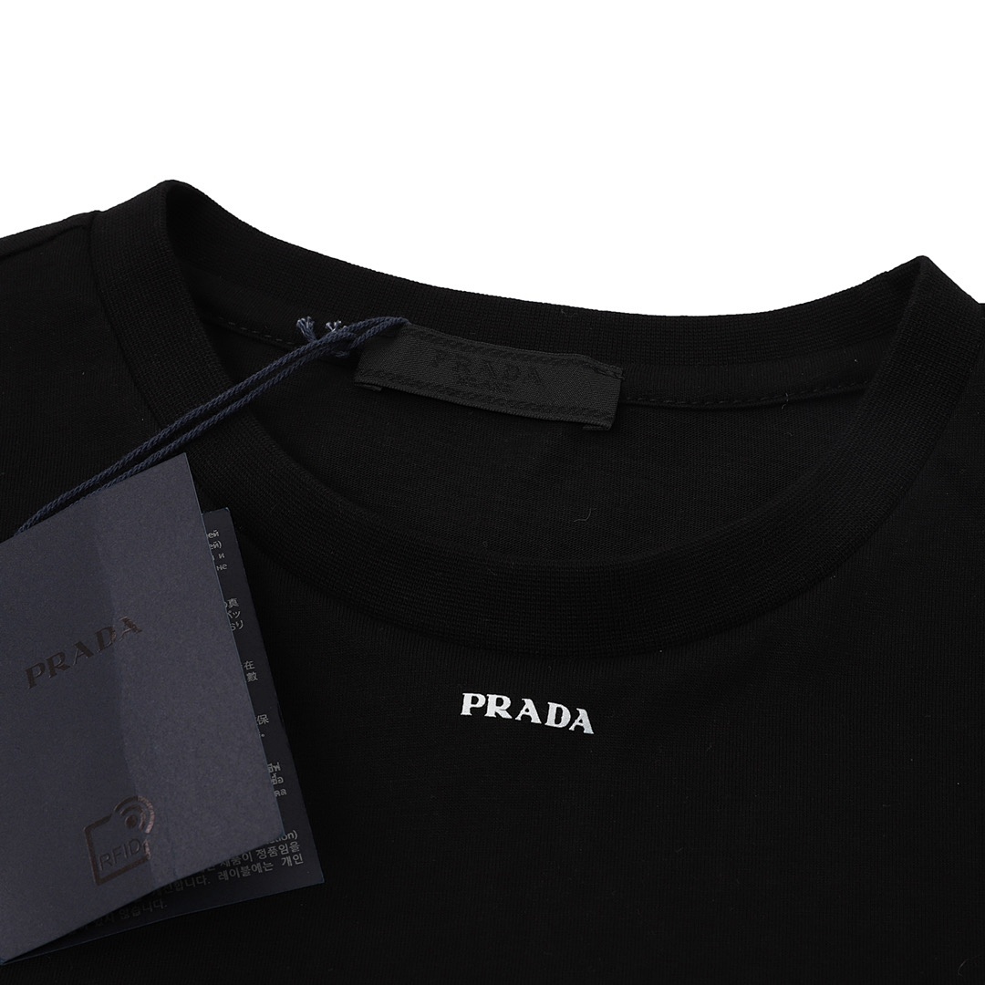 Prada T-Shirt Style 009 detail view 2