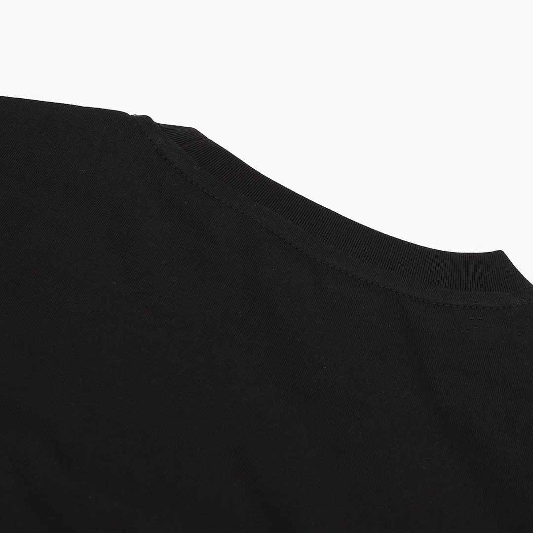 Gucci T-Shirt Style 173 detail view 4