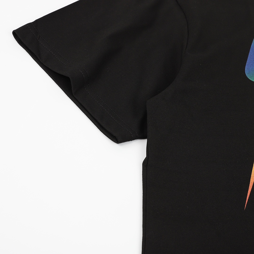 Gucci T-Shirt Style 173 detail view 5