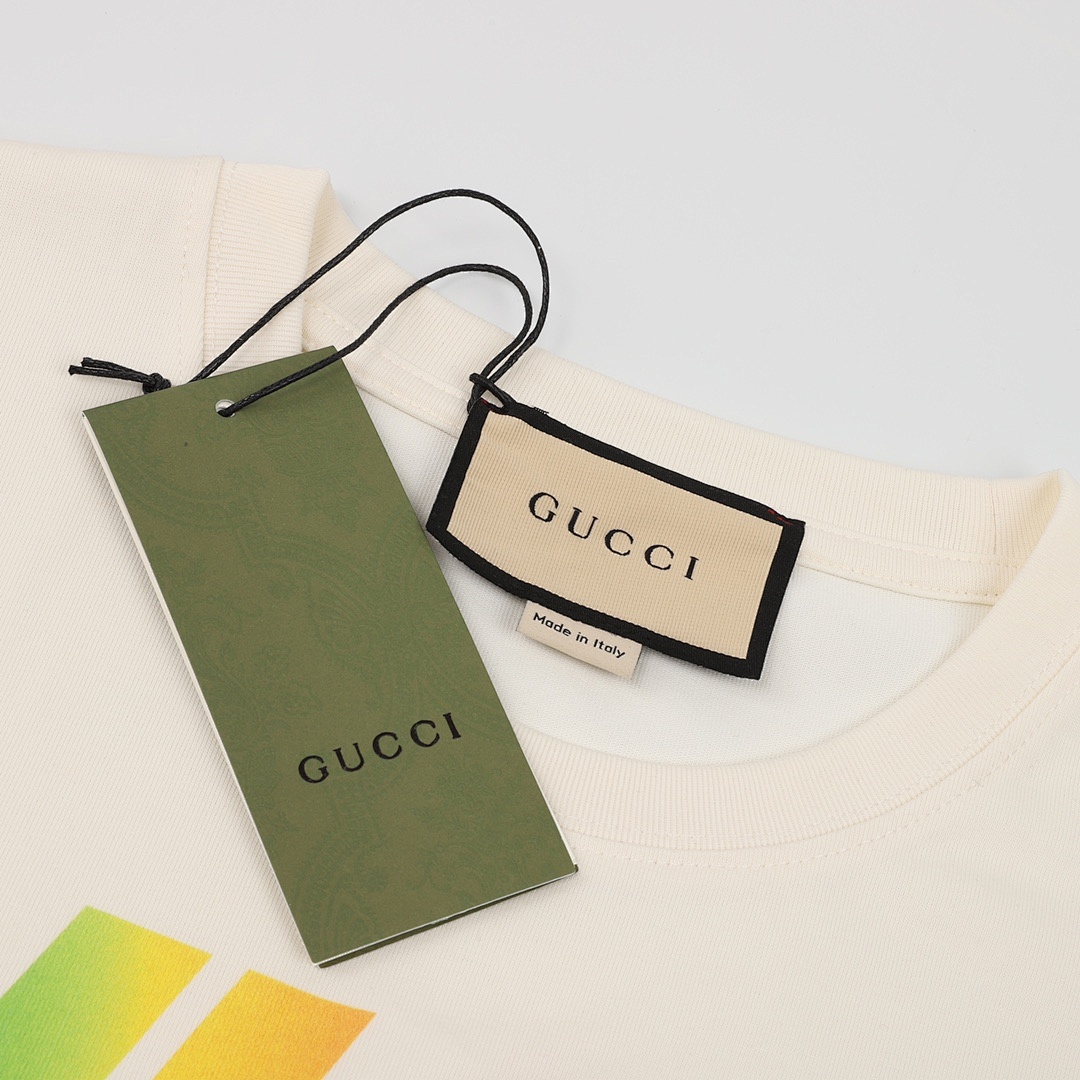 Gucci T-Shirt Style 174 detail view 2