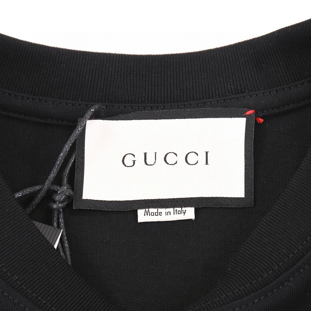 Gucci T-Shirt Style 217 detail view 2