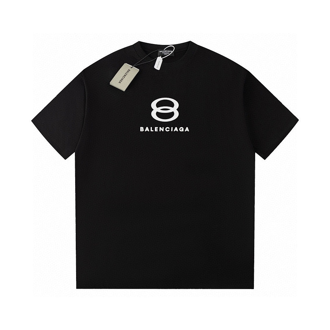 Balenciaga T-Shirt Style 211 detail view 1
