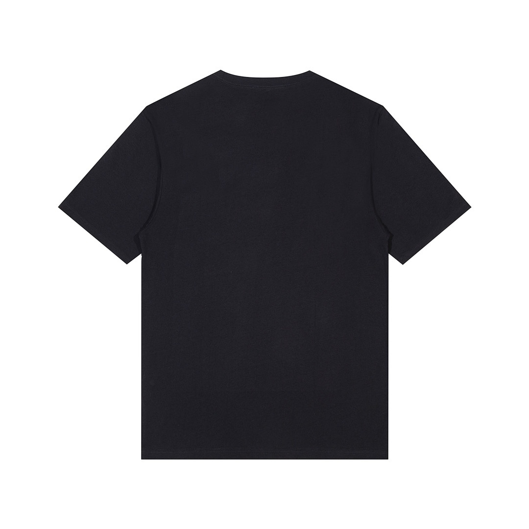 Balenciaga T-Shirt Style 223 detail view 1