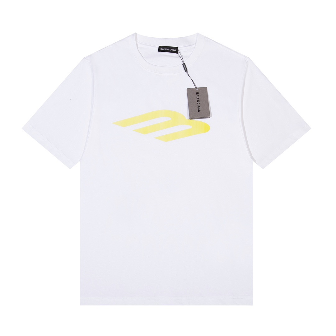 Balenciaga T-Shirt Style 226 main view