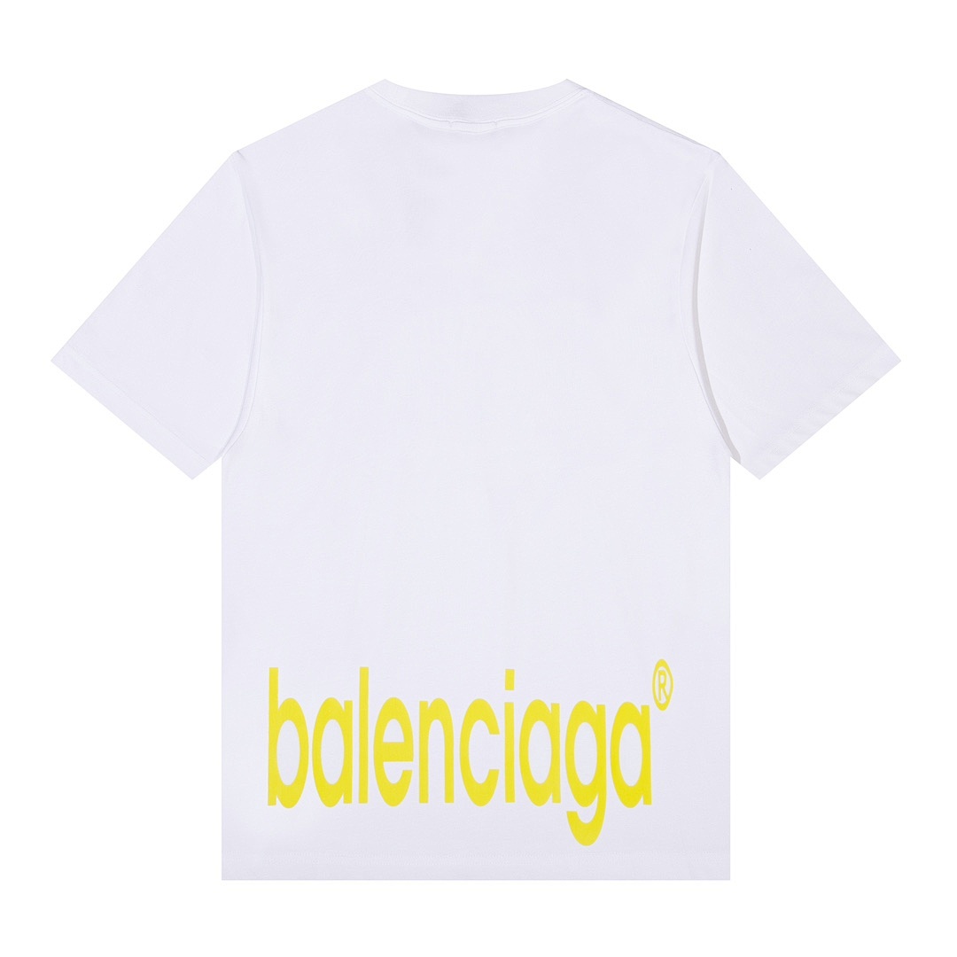 Balenciaga T-Shirt Style 226 detail view 1