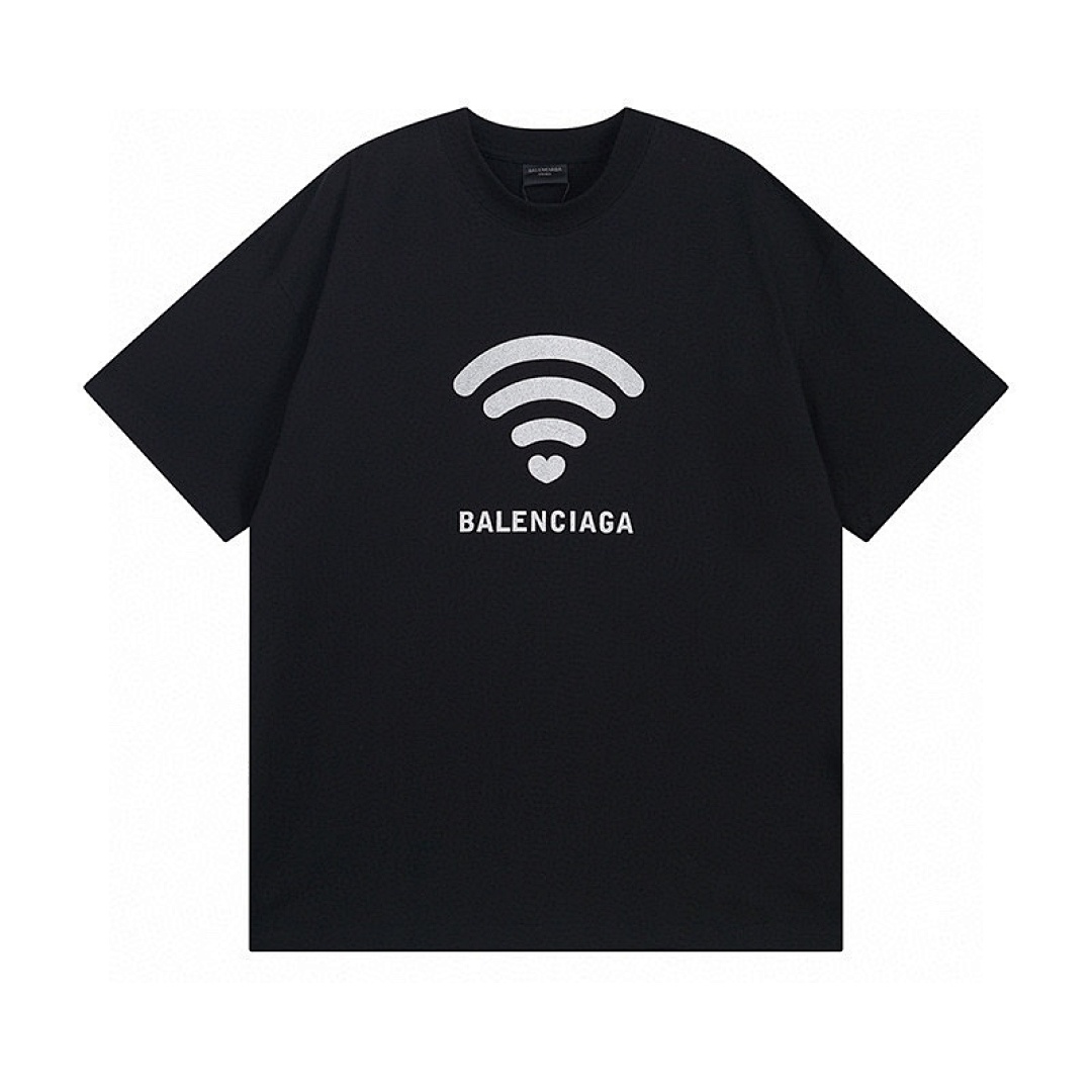 Balenciaga T-Shirt Style 228 main view