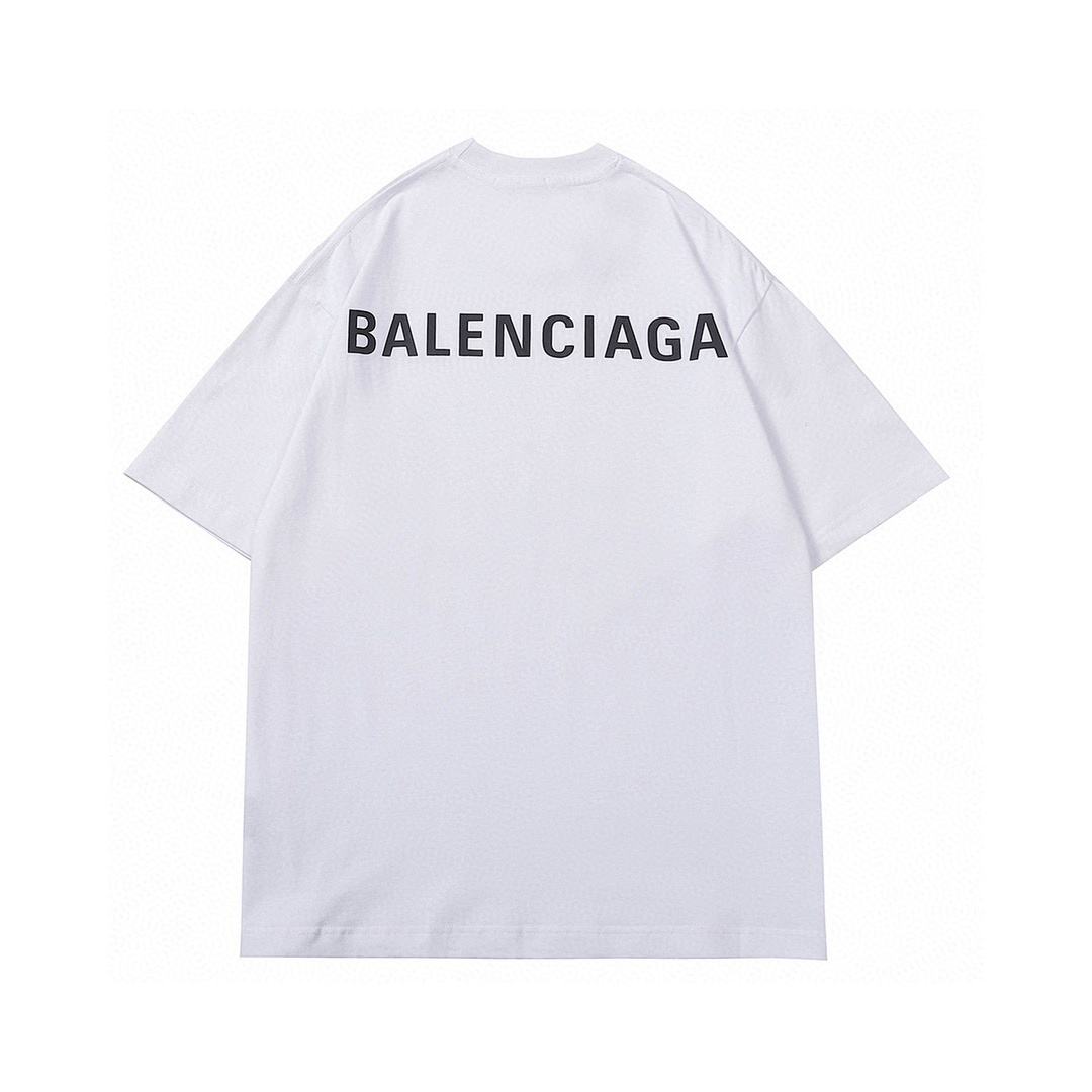 Balenciaga T-Shirt Style 234 detail view 4