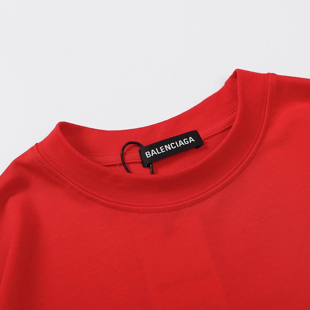 Balenciaga T-Shirt Style 236 detail view 4