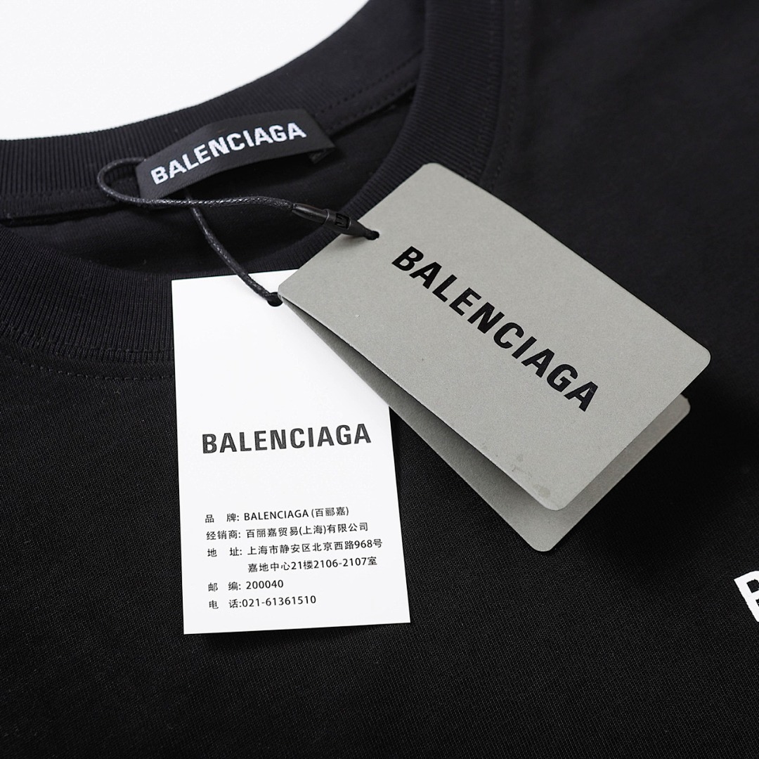 Balenciaga T-Shirt Style 238 main view