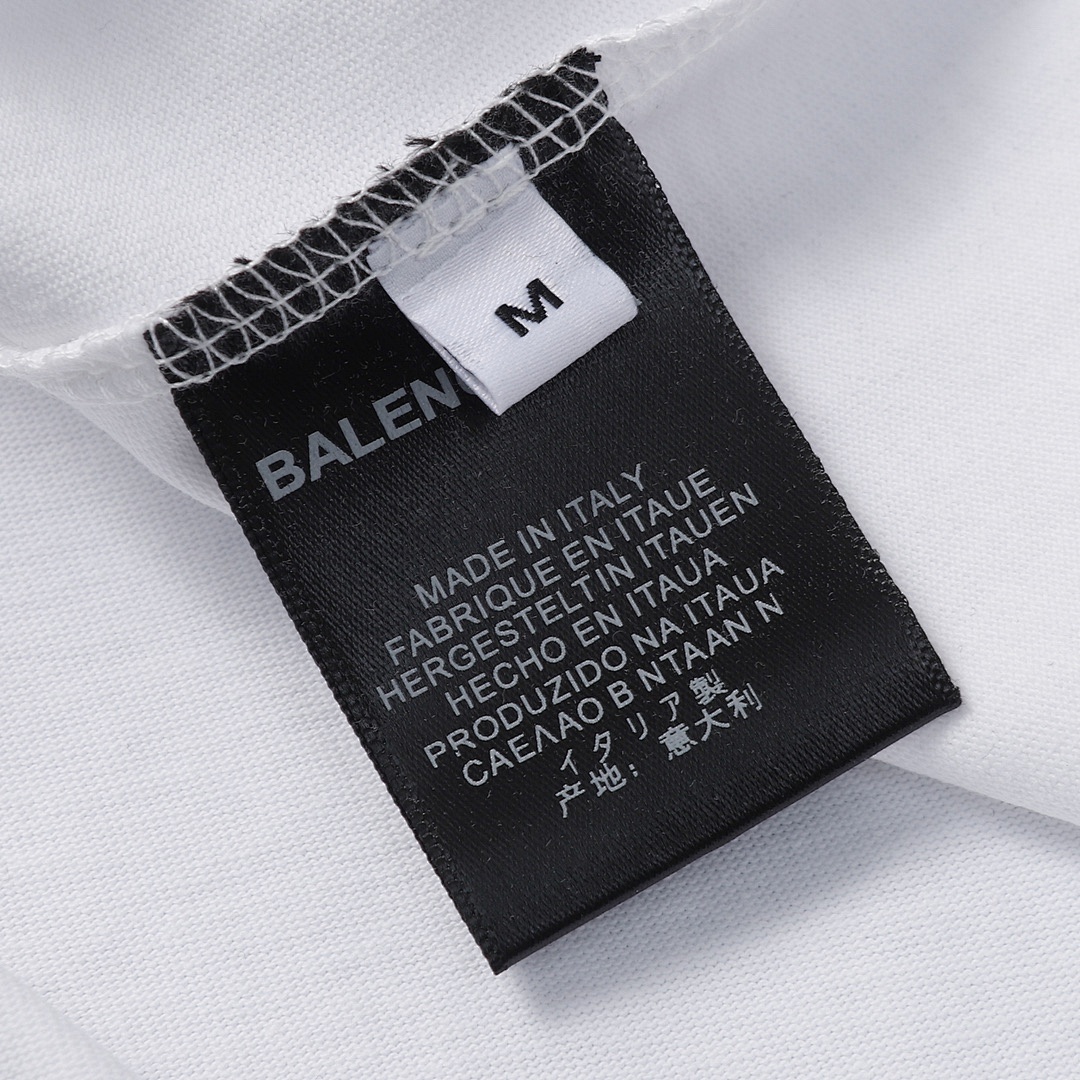 Balenciaga T-Shirt Style 243 main view