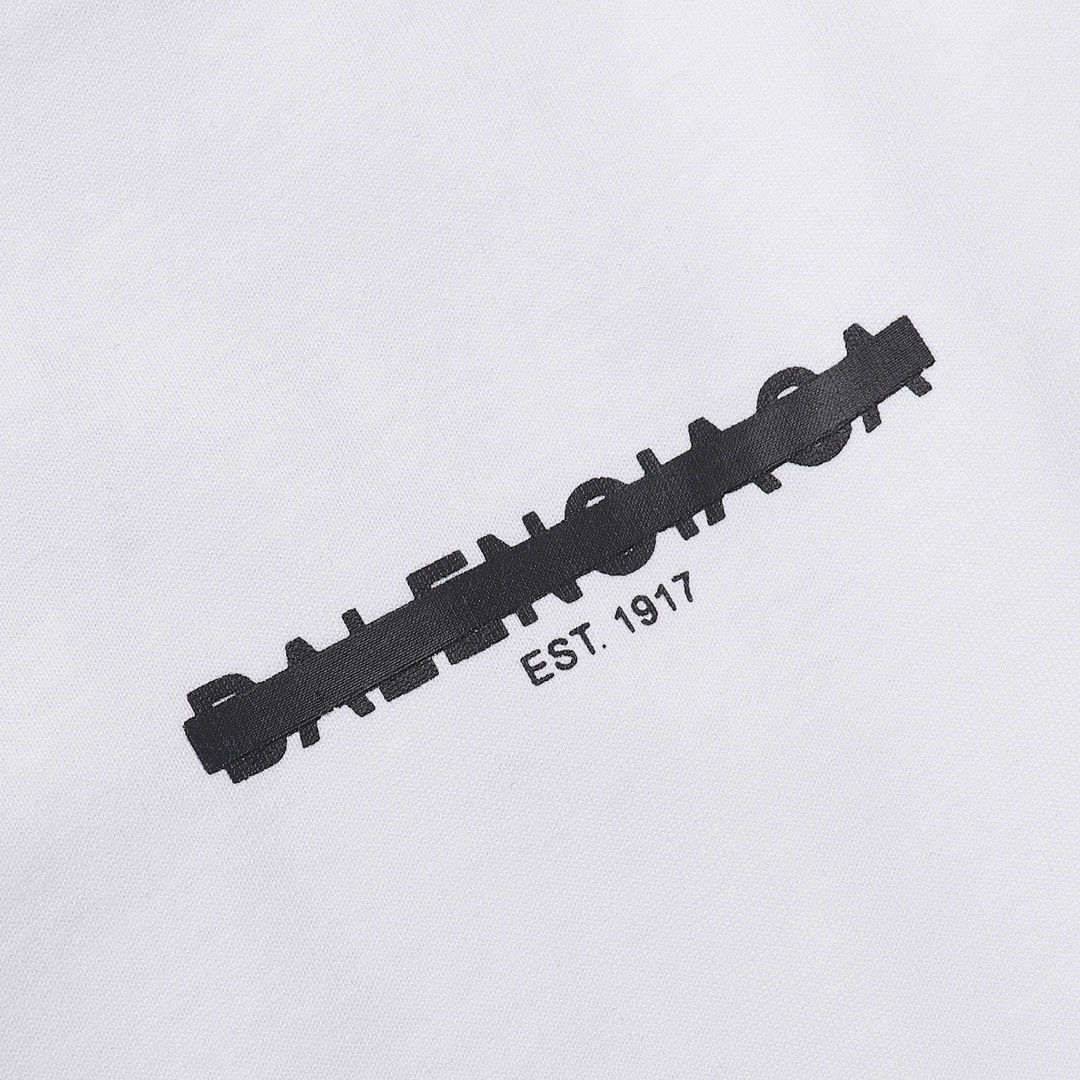 Balenciaga T-Shirt Style 243 detail view 2