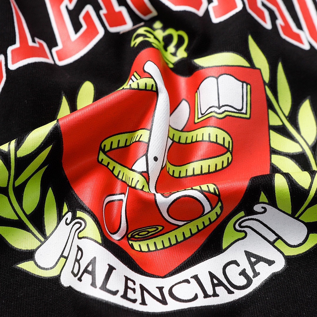 Balenciaga T-Shirt Style 245 main view