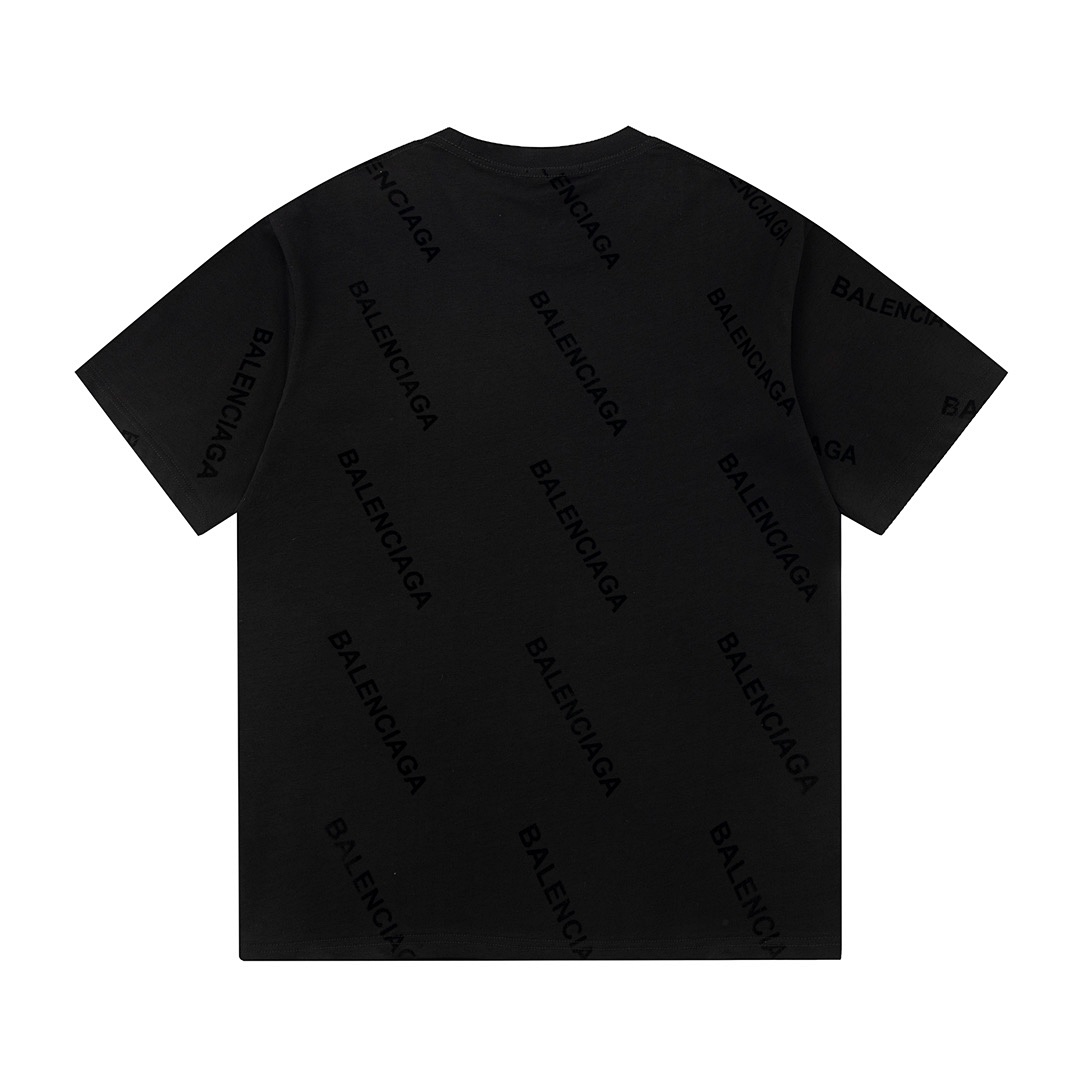 Balenciaga T-Shirt Style 247 detail view 1