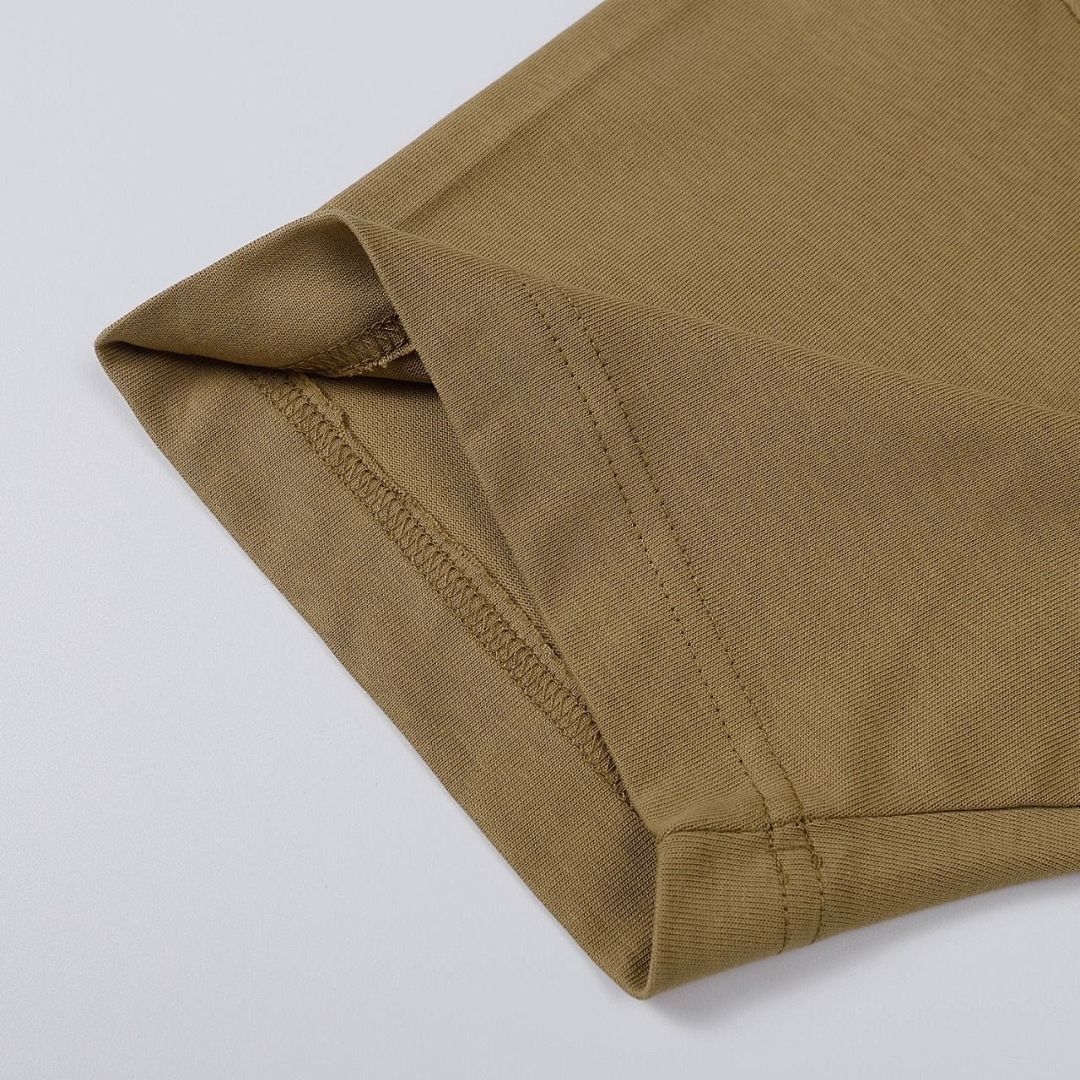 Balenciaga T-Shirt Style 262 detail view 3
