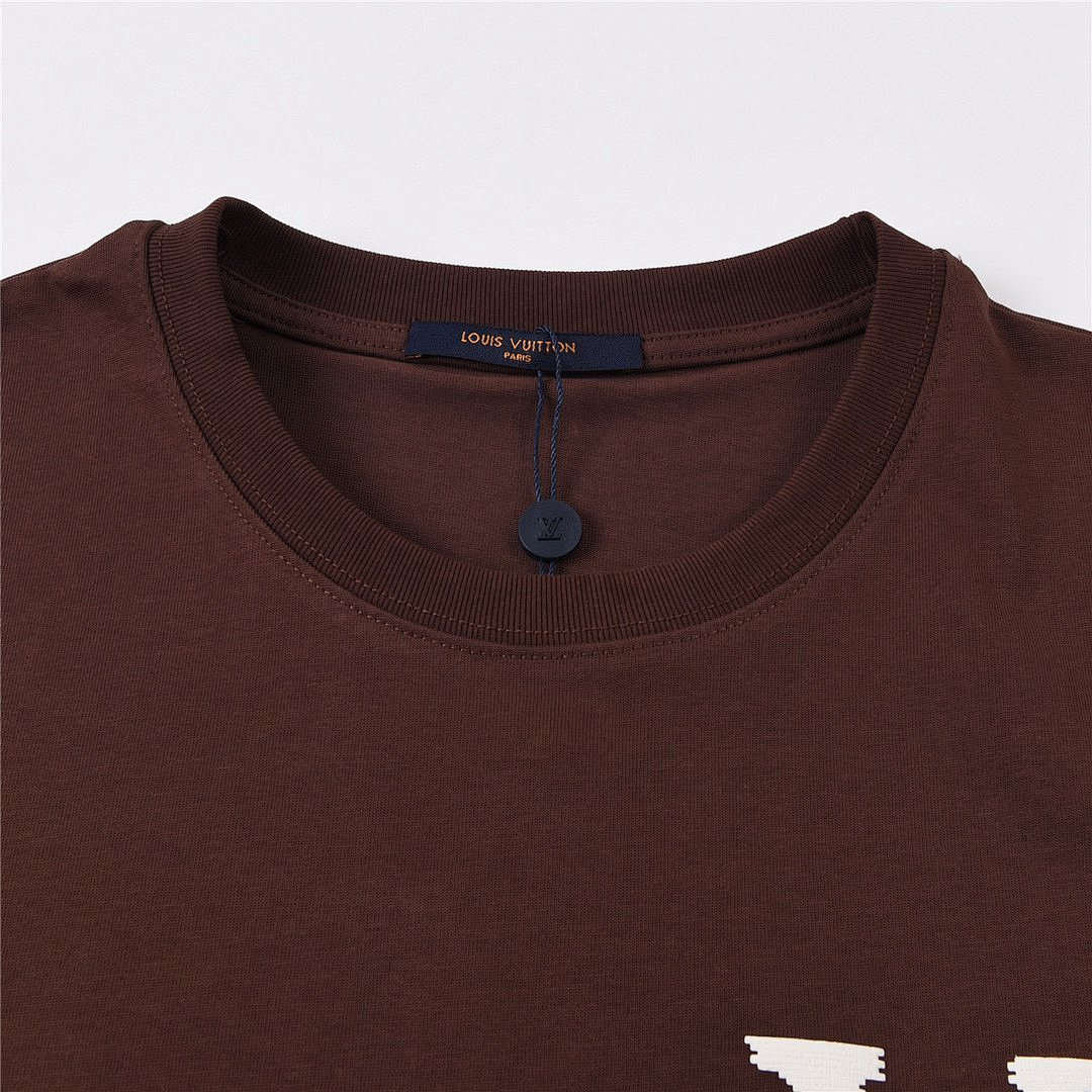 Louis Vuitton T-Shirt Style 109 detail view 5