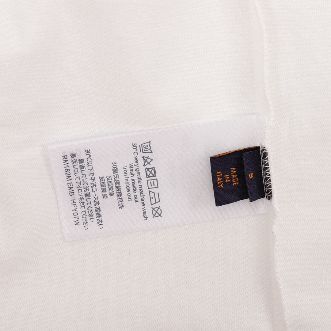 Louis Vuitton T-Shirt Style 111 main view