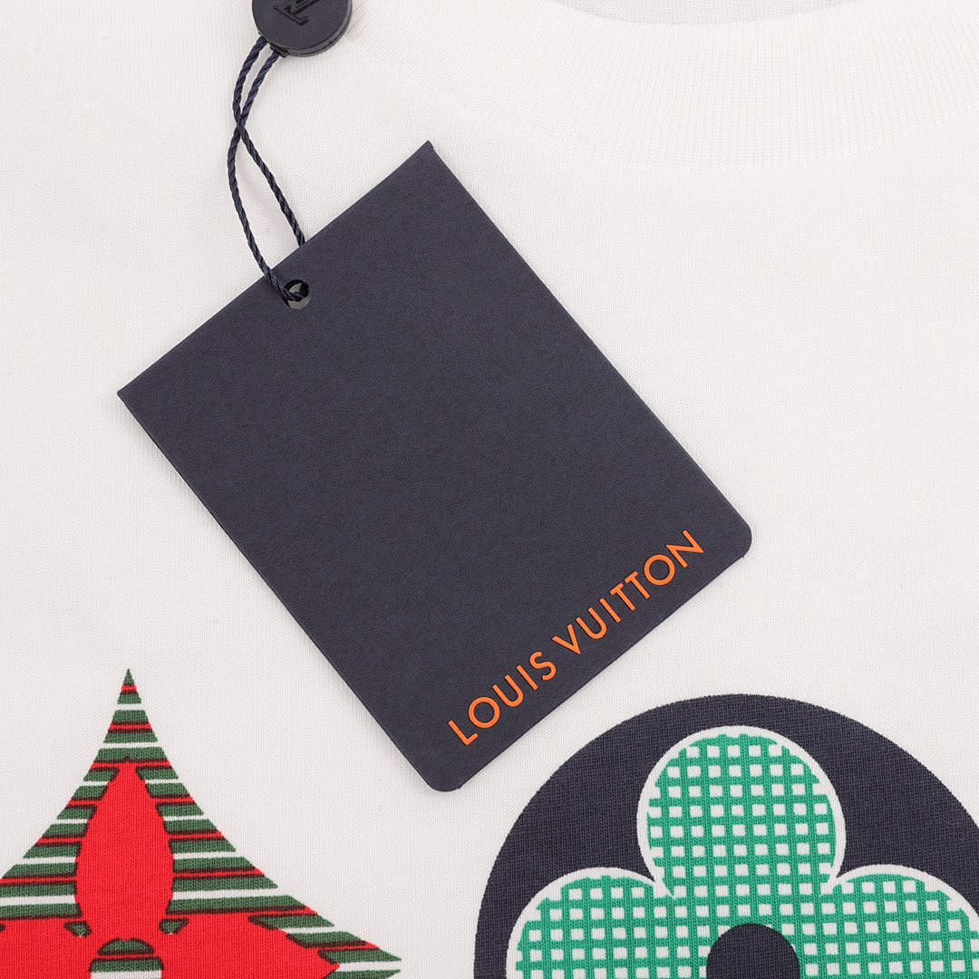 Louis Vuitton T-Shirt Style 111 detail view 2