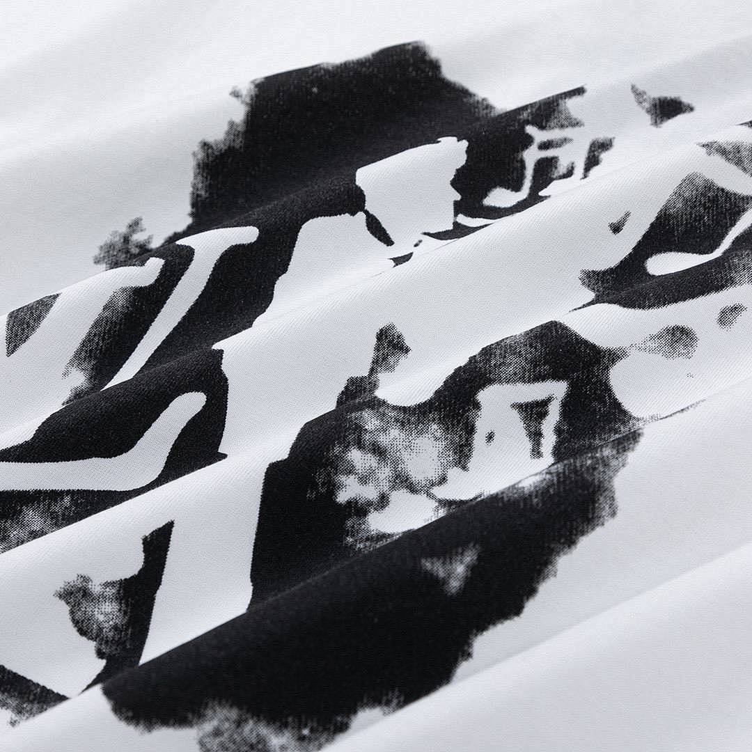 Louis Vuitton T-Shirt Style 148 detail view 3