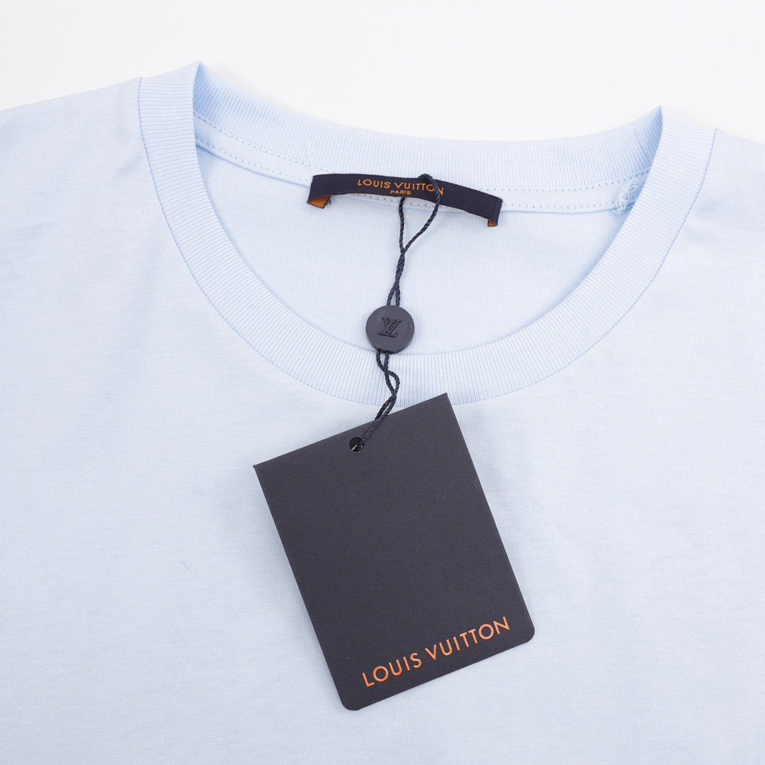 Louis Vuitton T-Shirt Style 151 detail view 1