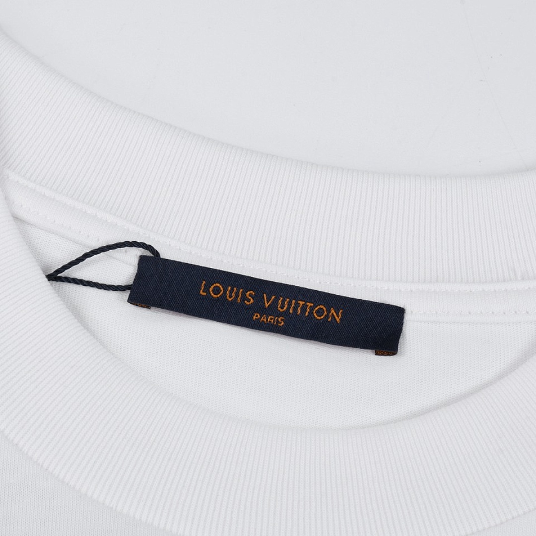 Louis Vuitton T-Shirt Style 155 main view