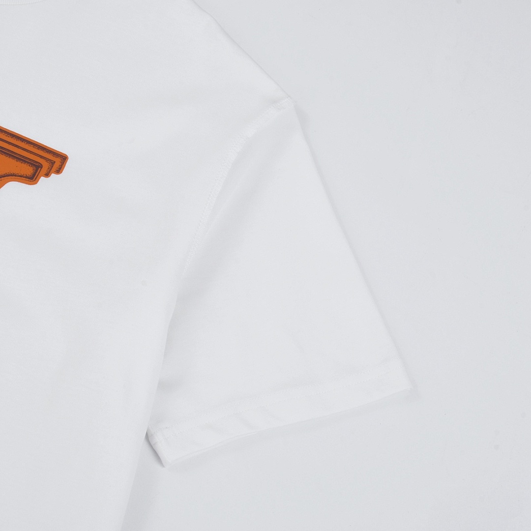 Louis Vuitton T-Shirt Style 155 detail view 2