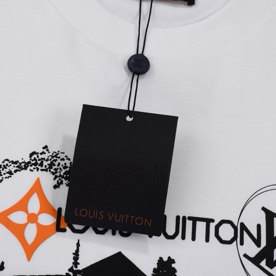 Louis Vuitton T-Shirt Style 158 detail view 2