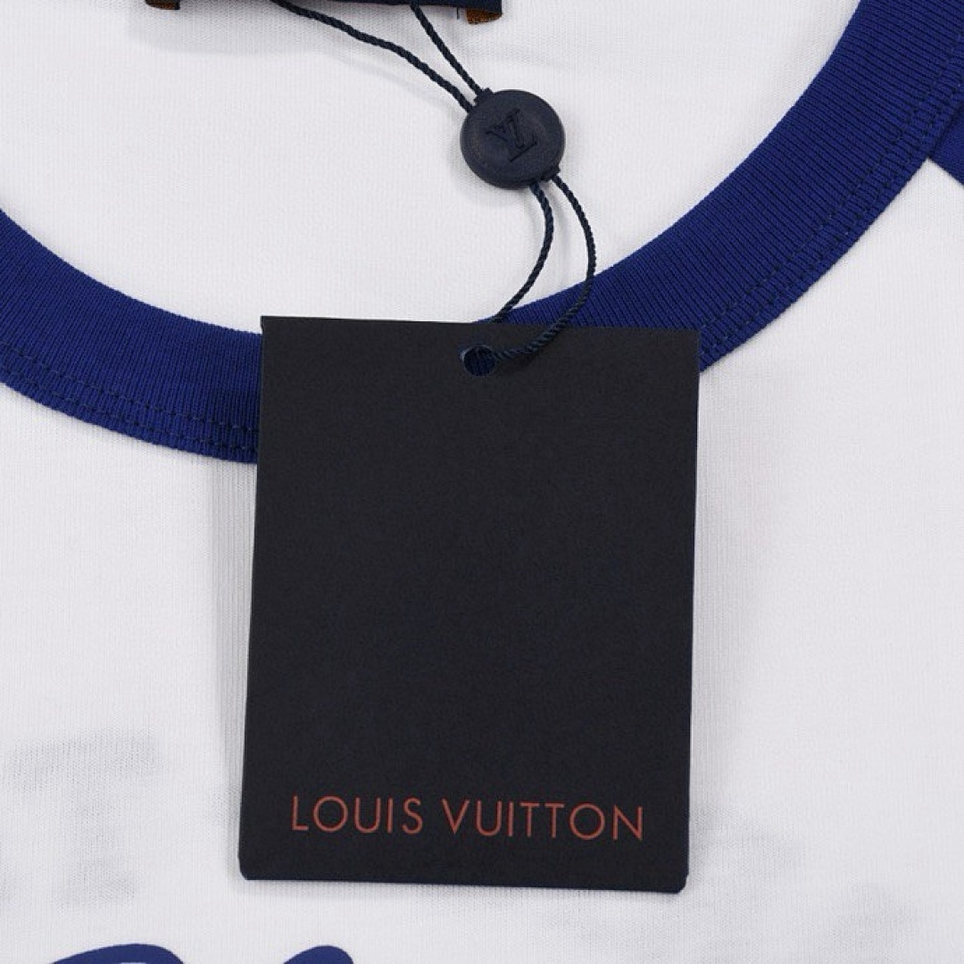 Louis Vuitton T-Shirt Style 159 detail view 1