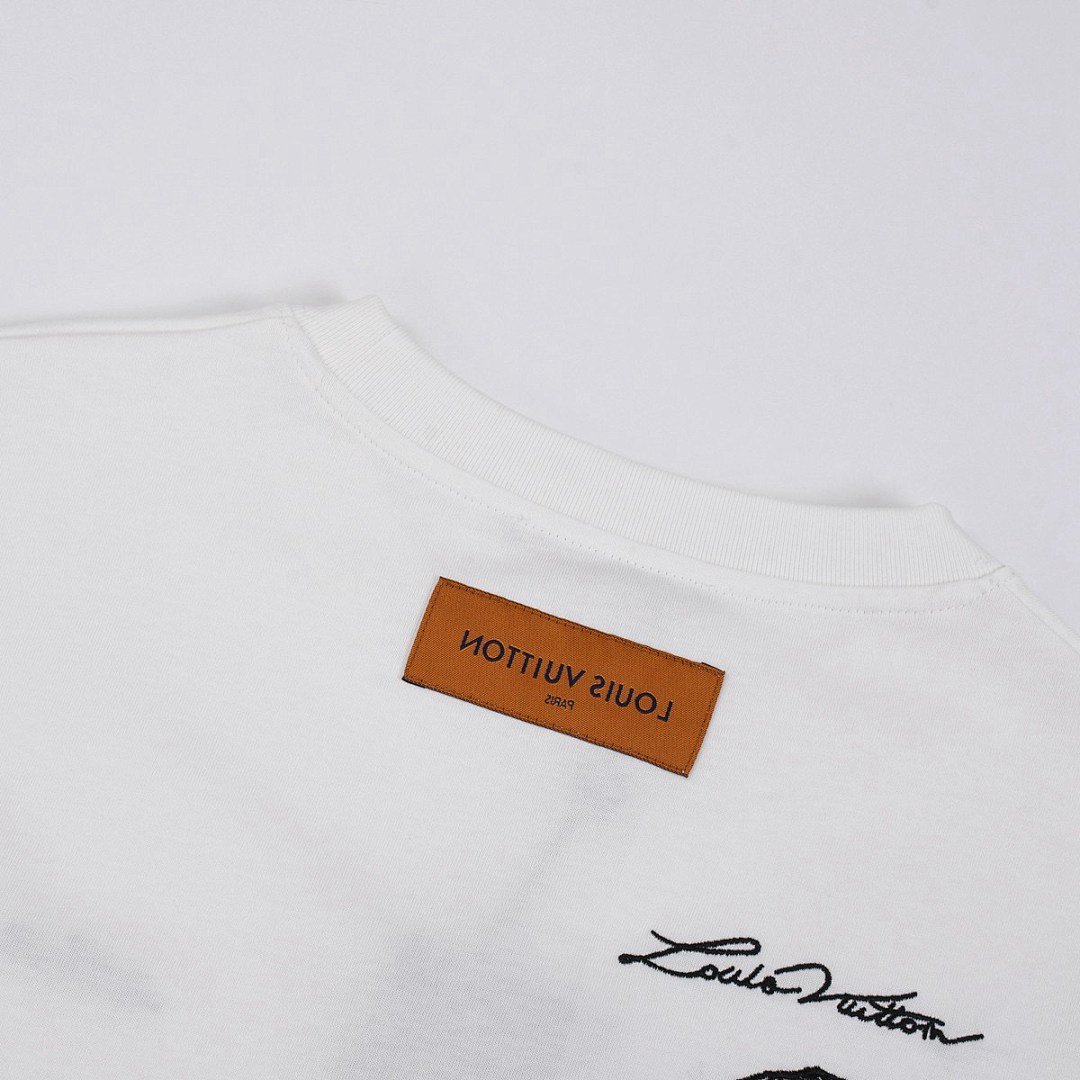 Louis Vuitton T-Shirt Style 163 detail view 1
