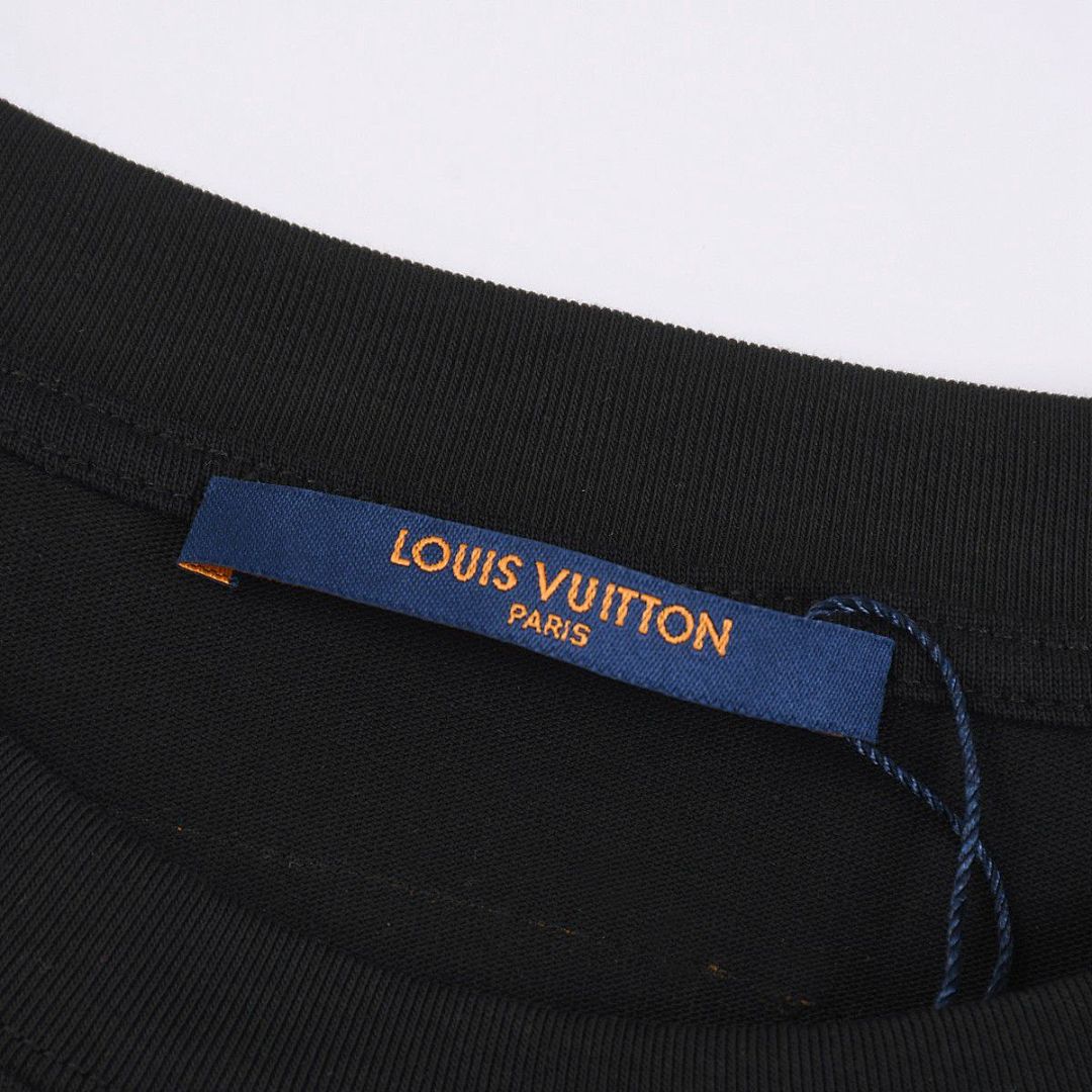Louis Vuitton T-Shirt Style 164 detail view 3