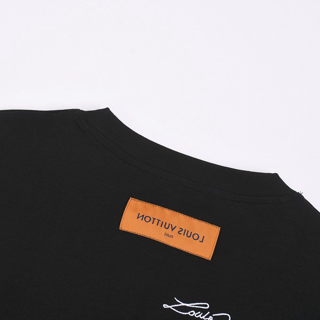 Louis Vuitton T-Shirt Style 164 detail view 4