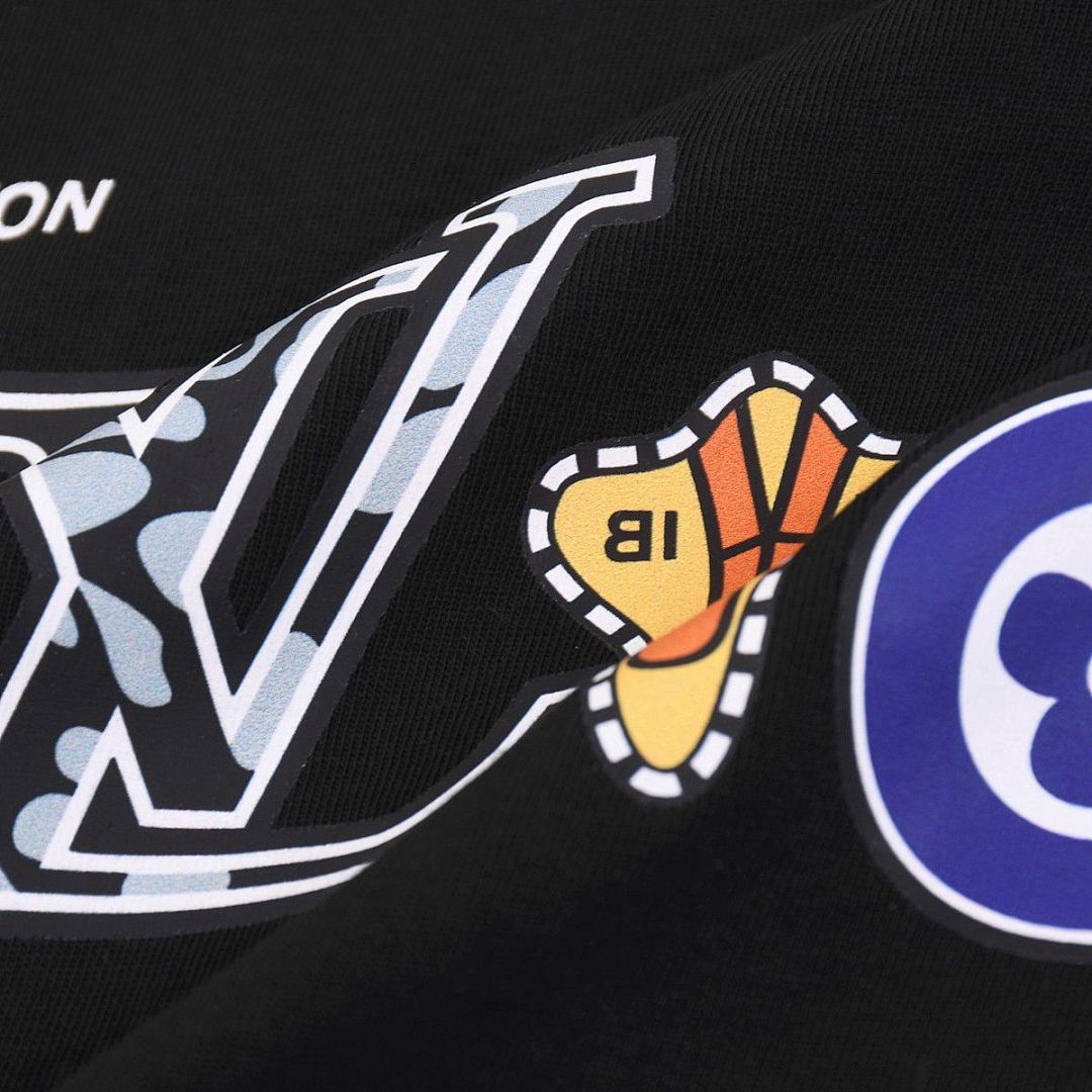 Louis Vuitton T-Shirt Style 165 detail view 1