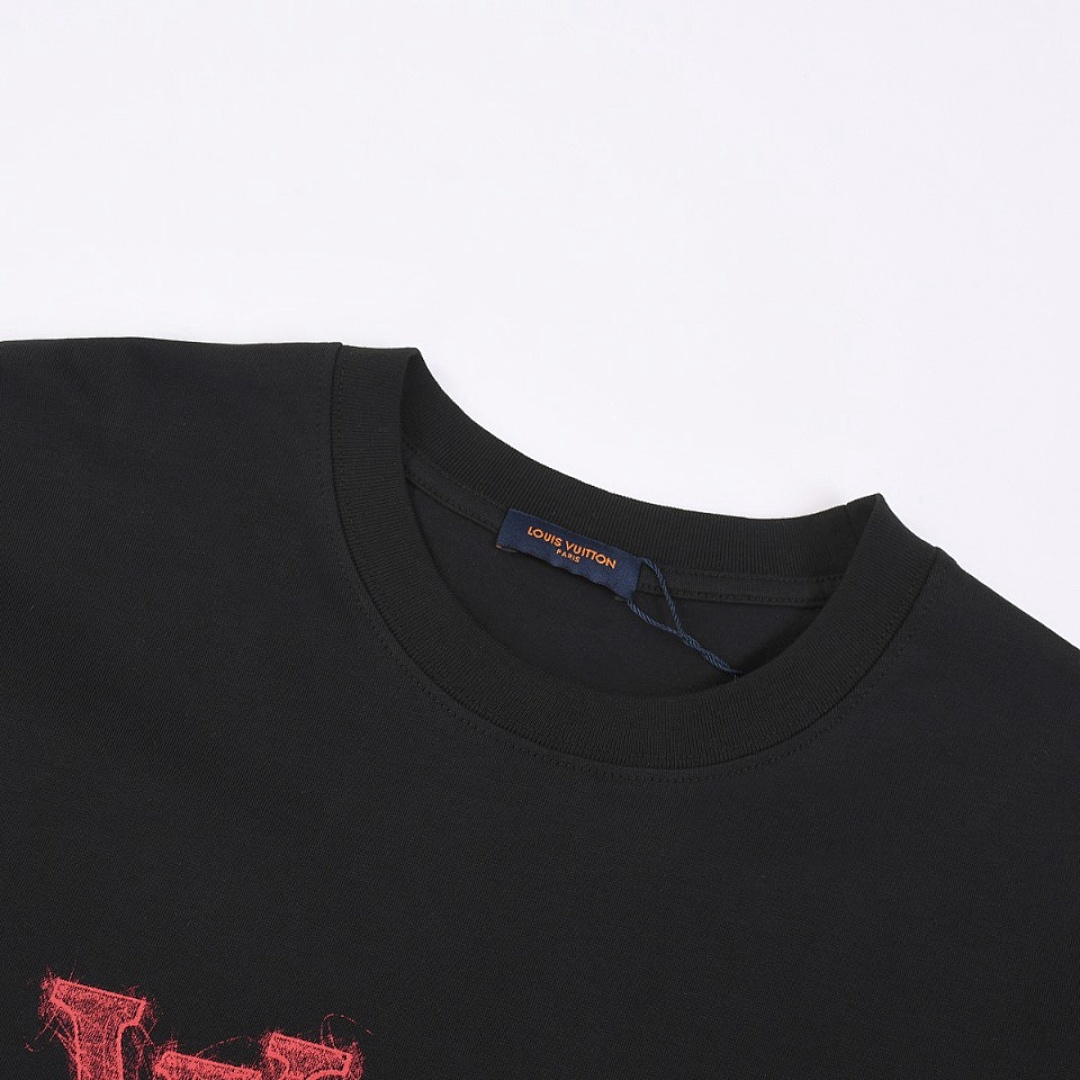 Louis Vuitton T-Shirt Style 169 detail view 3