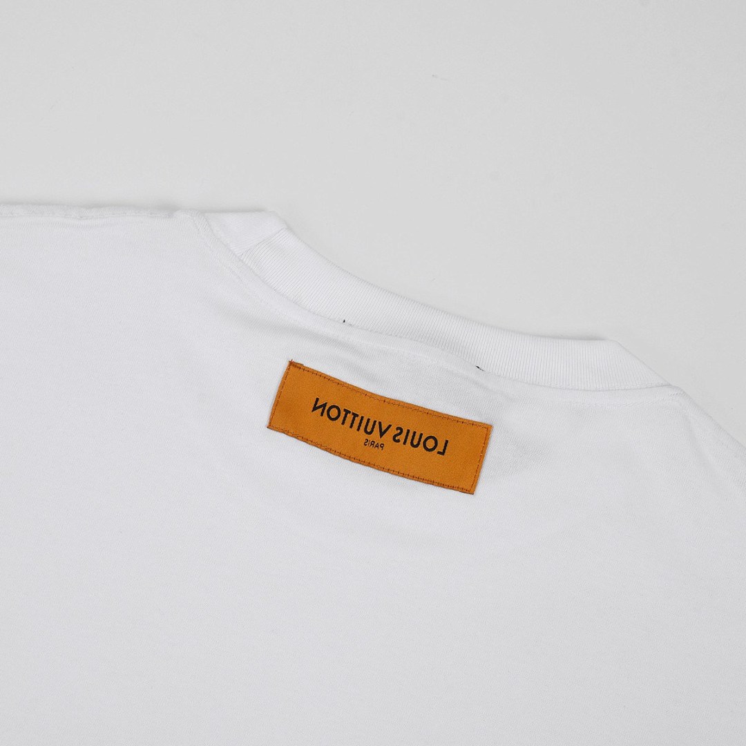 Louis Vuitton T-Shirt Style 171 detail view 2