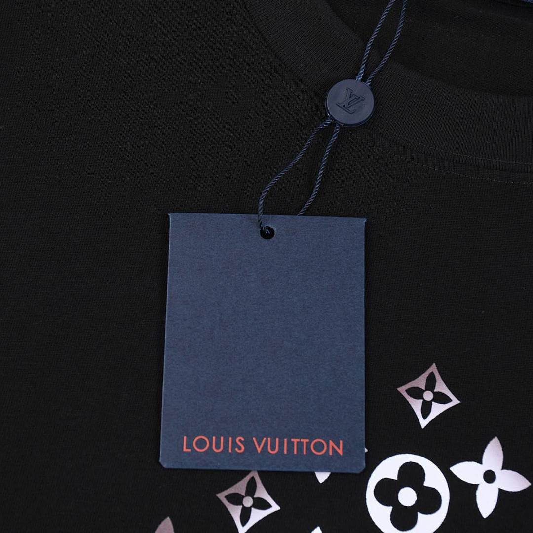 Louis Vuitton T-Shirt Style 172 detail view 5