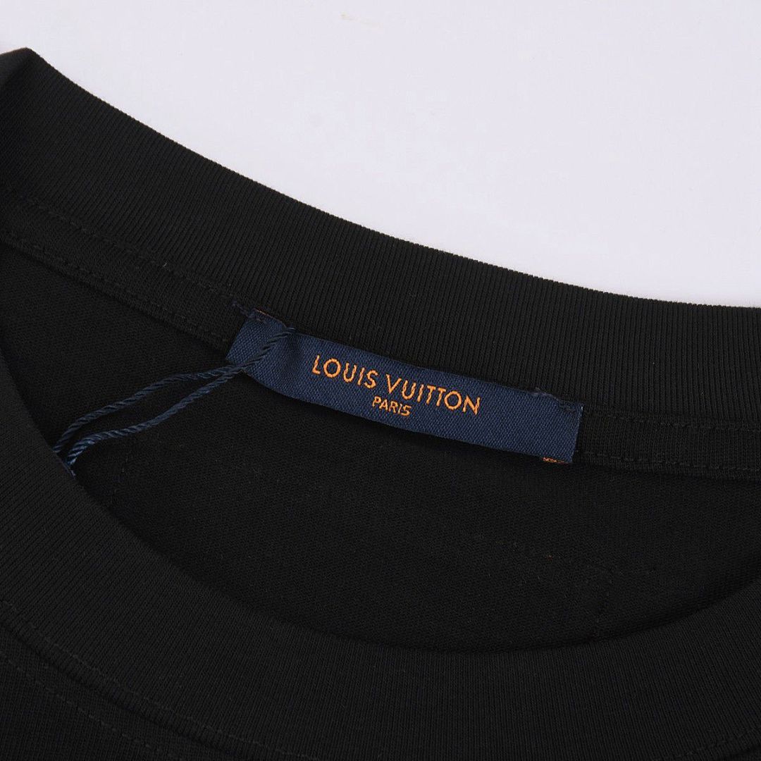 Louis Vuitton T-Shirt Style 173 detail view 4