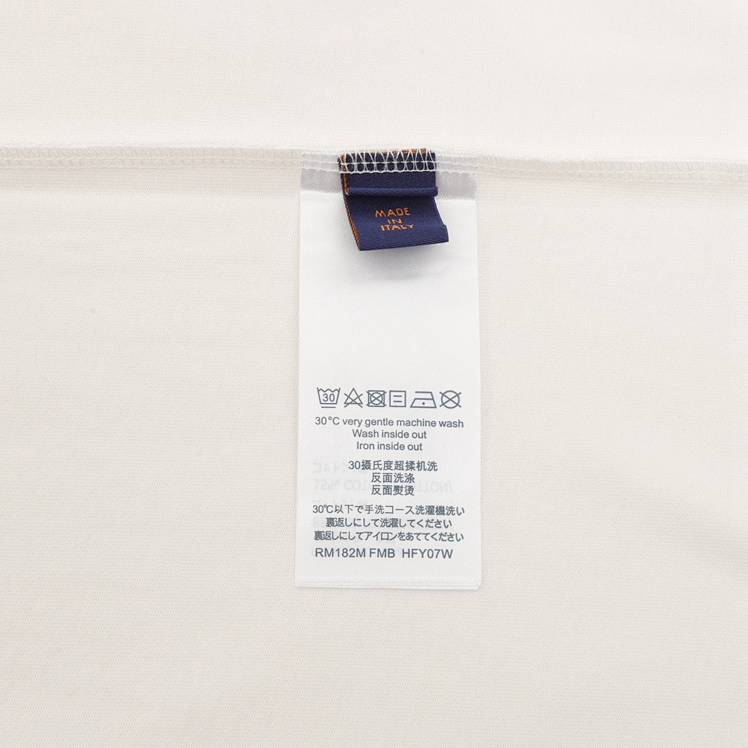 Louis Vuitton T-Shirt Style 193 detail view 1