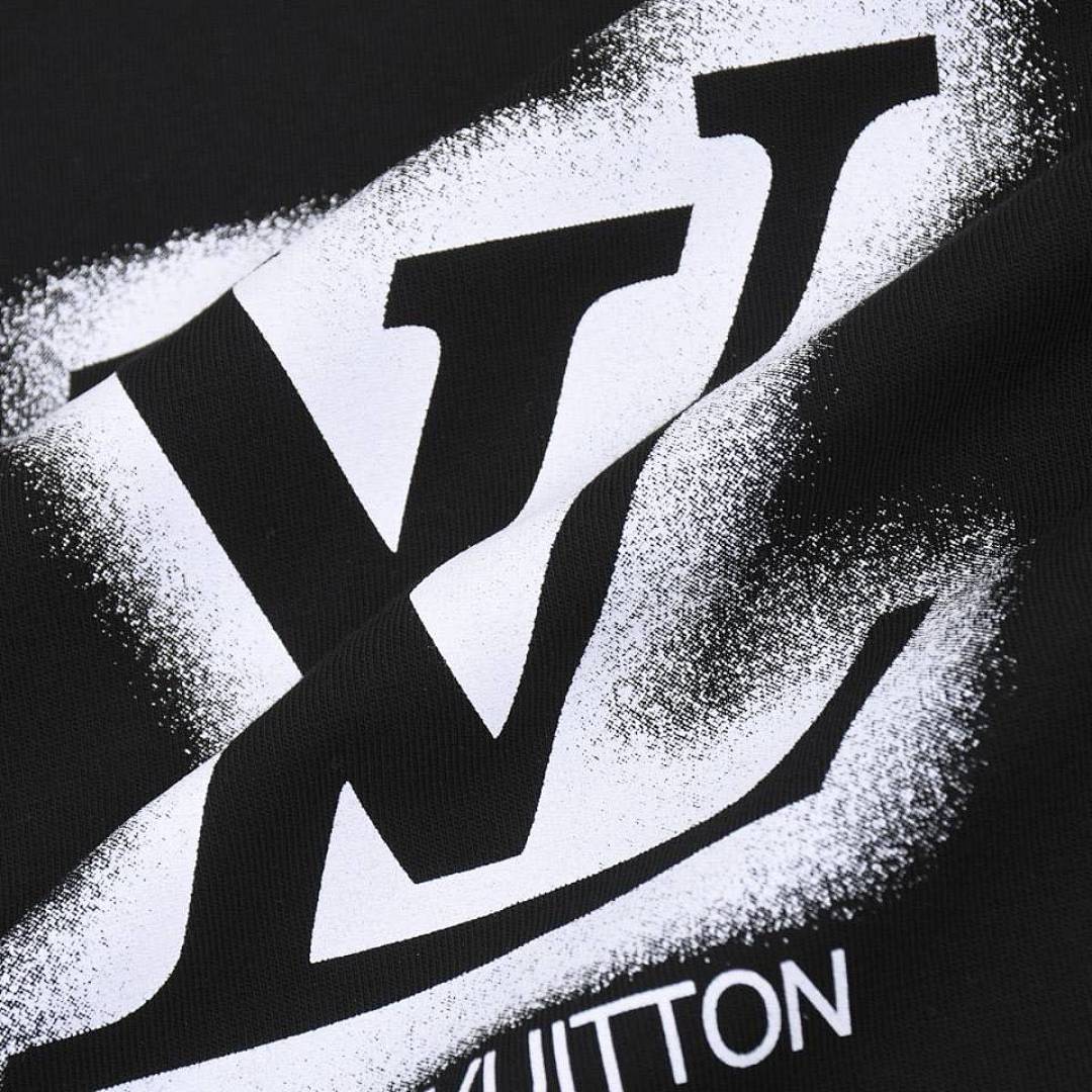 Louis Vuitton T-Shirt Style 197 detail view 3